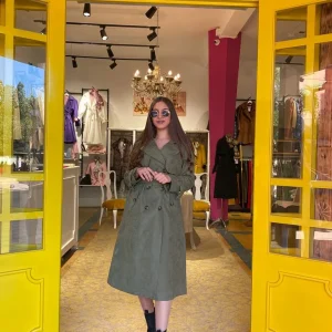 Trench coat long en vert olive