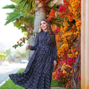 Robe longue noire à pois blanc