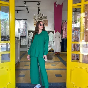 Ensemble jupe culotte -chemisier en vert gazon