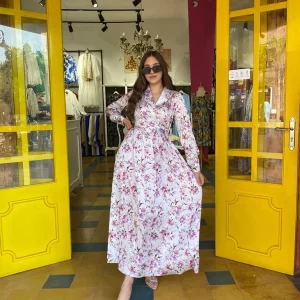 Robe blanche imprimée floral