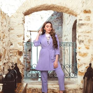 Ensemble veste et pantalon en mauve