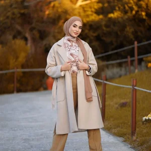 Manteau over size beige clair avec ceinture