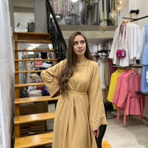 Abaya kimono avec sfifa traditionnelle en beige caramel