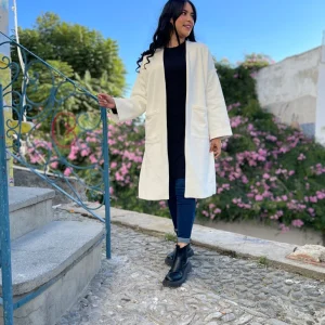 Cardigan décolleté en maille fine en blanc cassé