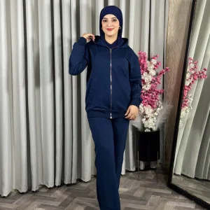Ensemble survêtement en bleu marine