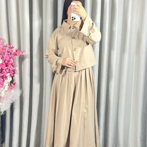 Ensemble veste et jupe beige