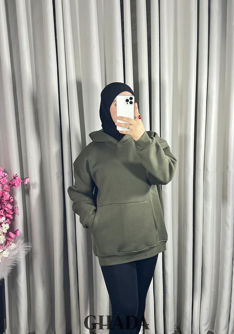 Sweat à capuche en vert kaki – Image 3