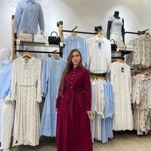 Ensemble chemise avec jupe en Bordeaux