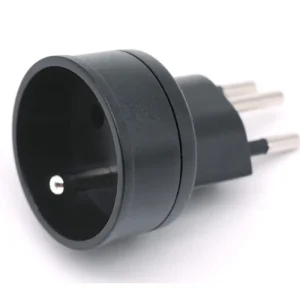 Adaptateur pour prise suisse