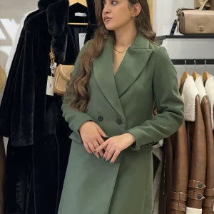 Manteau long en vert kaki