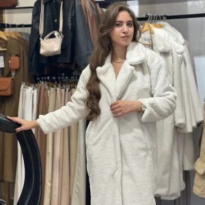 Manteau long en blanc