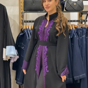 Abaya avec broderie