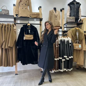 Manteau long en noir