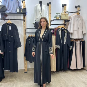 Abaya Kimono avec manches brodées