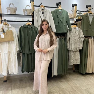 Ensemble tissu brodé