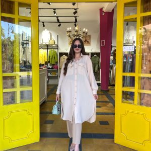 Robe - chemise en beige