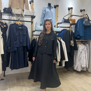 Ensemble avec jupe en noir